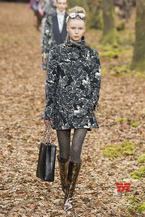 FRANCE PARIS FASHION WEEK CHANEL #Gallery - Social News XYZ