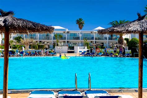 Disabled Access Holidays - Wheelchair accessible accommodation in the Floresta Hotel, Playa de ...