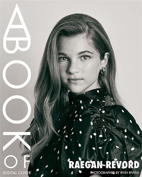 'YOUNG SHELDON’S’ RAEGAN REVORD ON BOOKS, WRITING AND ACTING — A BOOK OF MAGAZINE