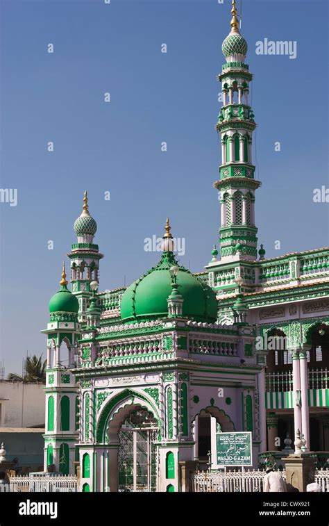 Elk201-2159v India, Karnataka, Mysore, Masjid E Azam mosque Stock Photo ...