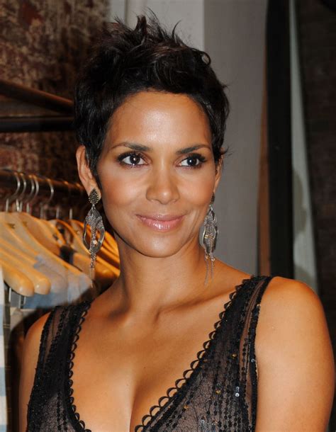 File:Halle Berry 10.jpg - Wikimedia Commons