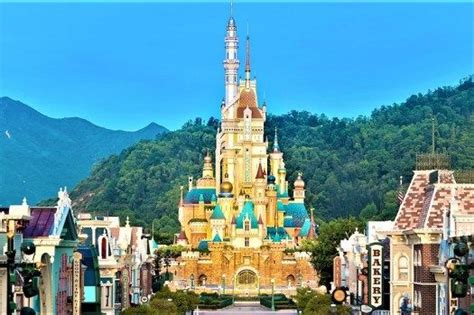 Castle of Magical Dreams Debuts at Hong Kong Disneyland! - Accidental Travel Writer | Hong kong ...