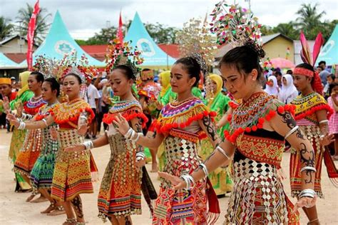 Sejarah Asal-Usul Suku Dayak Berasal dari Kalimantan | News+ on RCTI+