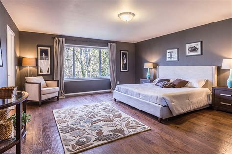 Bedroom With Dark Wooden Floor | Floor Roma