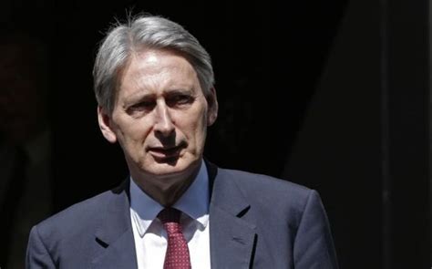 Philip Hammond to step down as MP at December election