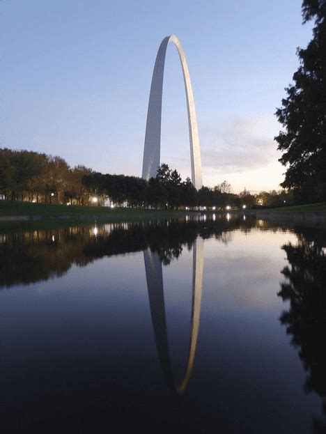 St Louis Gateway Arch History | IUCN Water