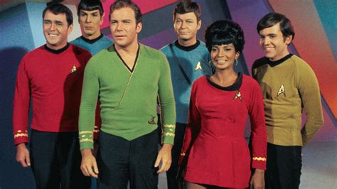 Star Trek's Different Uniform Colors And Their Meanings Explained