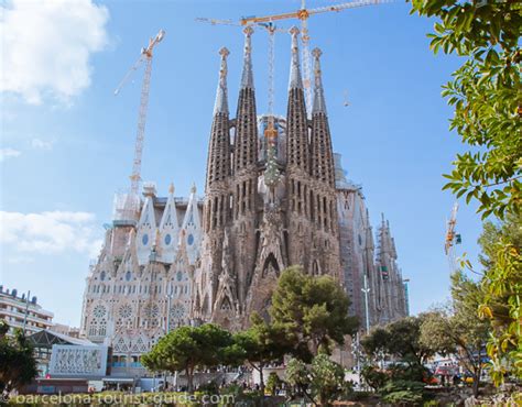 Sagrada Familia Hd Tu tamb formes part de la nostra fam lia