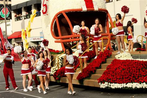 Stanford University Cheerleaders | 2013 Rose Parade Pasadena… | Flickr