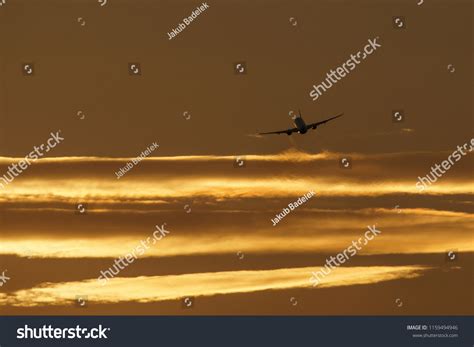 Airplanes Taking Off During Sunset Stock Photo 1159494946 | Shutterstock