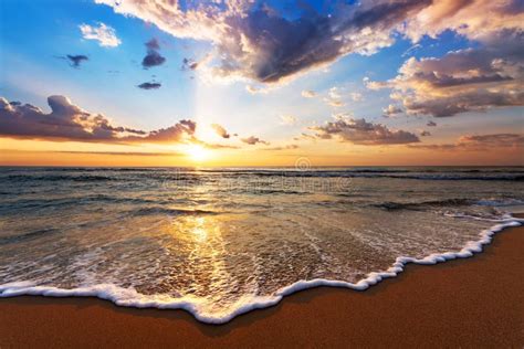 626,717 Beach Sunrise Stock Photos - Free & Royalty-Free Stock Photos from Dreamstime