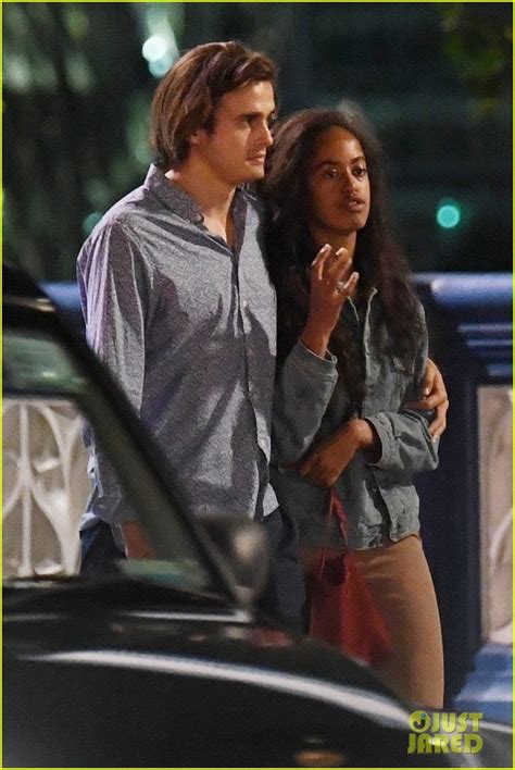 Malia Obama & Boyfriend Rory Farquharson Enjoy a Date Night at the Theatre!: Photo 4124497 ...