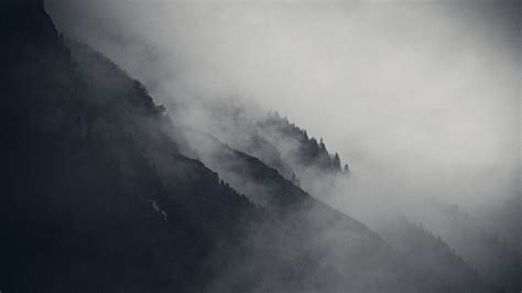 Moody landscape photography at the "mountains of madness" - Photofocus