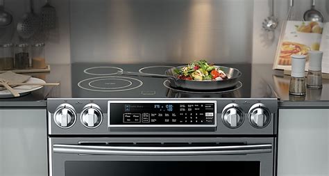 5.8 cu. ft. Slide-In Range in Stainless Steel (NE58F9500SS) | Samsung US