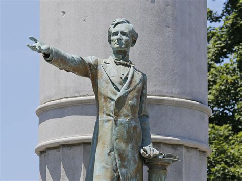 Protesters Topple Jefferson Davis Statue In Richmond, Va. | WVTF