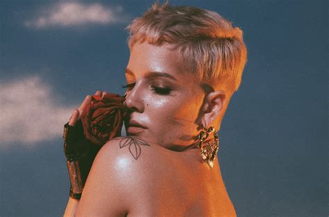 Halsey’s ‘Without Me’ & ‘Eastside’ Soar & More Hot 100 Chart Moves | Billboard – Billboard