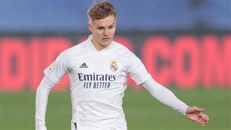 Martin Odegaard: Arsenal want Real Madrid playmaker | Football News | Sky Sports