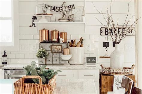 Fabulous farmhouse decorating ideas for every room | loveproperty.com