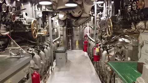 Bowfin submarine engine room - YouTube