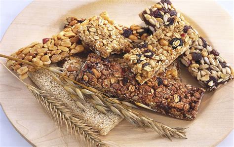 Homemade Muesli Dried Fruit and Nut Bars Recipe