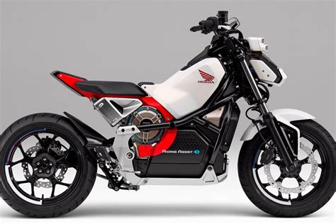 Honda "Riding Assist-e" self-balancing electric motorcycle for beginners