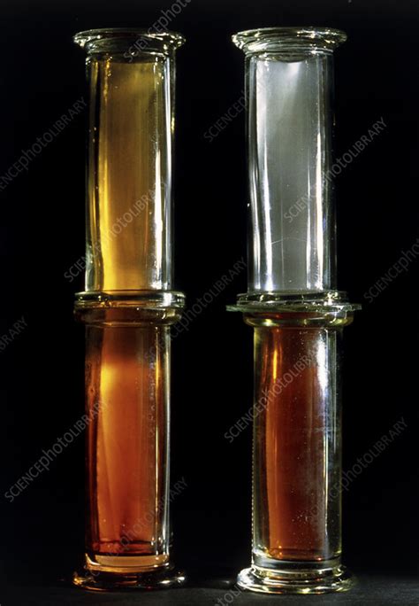 Experiment illustrating diffusion of gas - Stock Image - A500/0014 - Science Photo Library