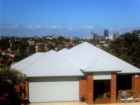 White metal roof photos