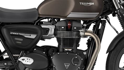 2024 Triumph Speed Twin 900 Price, Specs, Top Speed & Mileage in India