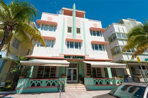 Art Deco Architecture at Ocean Drive in South Beach, Miami Editorial Image - Image of ...