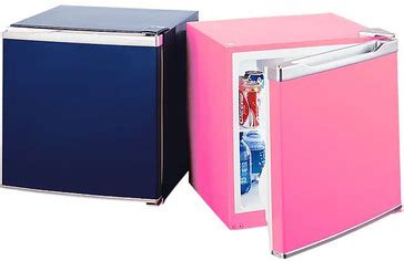 Fridge Review: Pink Mini Fridge Buyers Guide