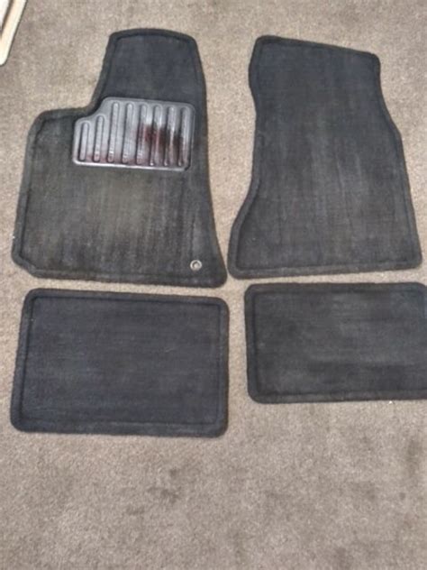 Chrysler 300 Floor Mats Oem : Chrysler 300 300C Trunk & Floor Mats SRT8 ...