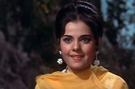 Yesteryear Actress Mumtaz is Almost Unrecognizable In This Latest ...