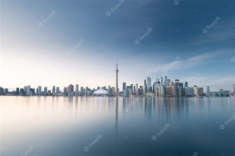 Premium Photo | Toronto city skyline, Ontario, Canada