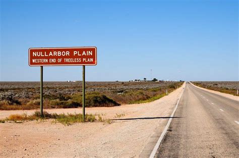 Eyre Highway, a road linking Western and South Australia