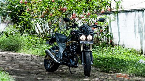 Images of Mahindra Mojo XT300 | Photos of Mojo XT300 - BikeWale