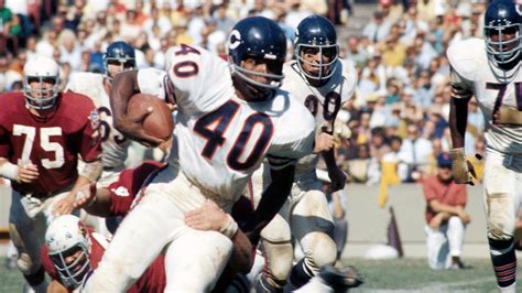 ULTIMATE Gale Sayers Highlights HD! - YouTube