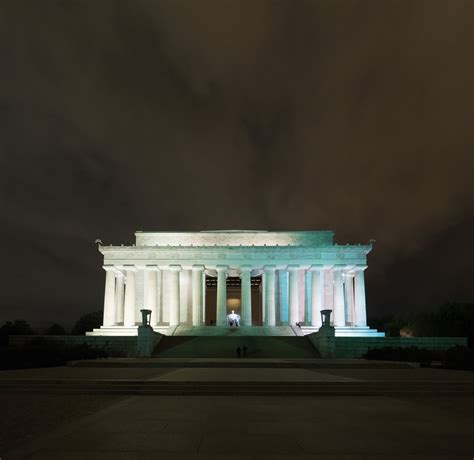 Lincoln Memorial at Night – Membranophonist’s Ramblings