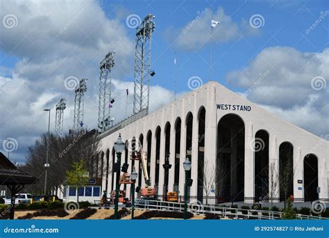 Hershey Park Stadium in Hershey, Pennsylvania Editorial Photography - Image of dinner, gift ...