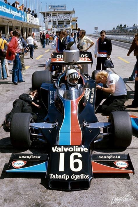 Tom Pryce - Shadow-Ford DN5B - 1976 German GP Nürburgring | Race cars, Classic racing, Racing