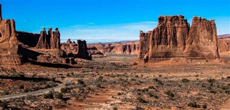 5 Reasons to Visit Arches National Park in the Winter - PhotoJeepers