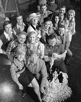 "HEE-HAW" MEMBERS OF THE CAST FROM THE TV PROGRAM - 8X10 PUBLICITY ...