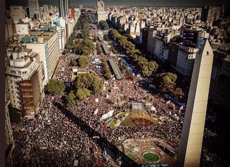 Buenos Aires today, in protest against the IMF and Macri puppet : r/socialism