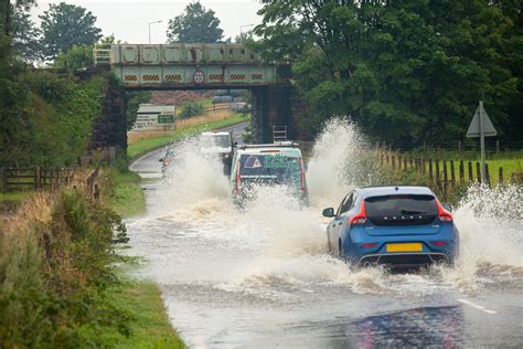 Scotland weather - Storm Francis to batter Scots with 30 hours of heavy rain and 50mph winds ...