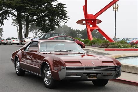 STARNESLAND: 1966 Oldsmobile Toronado