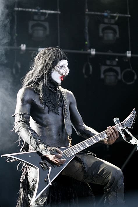 File:13-06-09 RiP Limp Bizkit Wes Borland 1.JPG