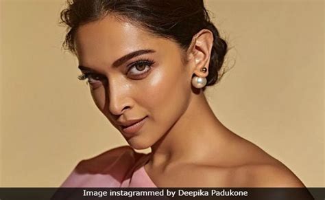 Deepika Padukone Says Now Directors Are 'Changing Roles From Male To ...