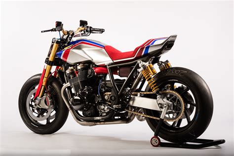 Honda CB 1100 TR Naked Bike Concept