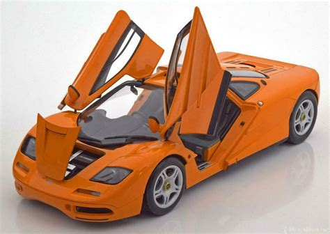 1/18 Minichamps McLaren F1 (Orange) Diecast Car Model - LIVECARMODEL.com