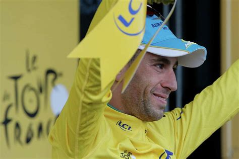 Nibali wins Stage 2 at Tour de France