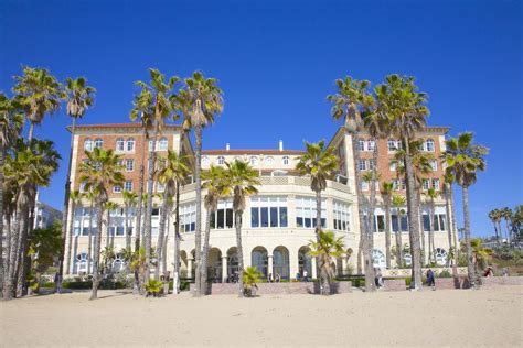 Los Angeles Beach Hotels - Best Places on the Sand